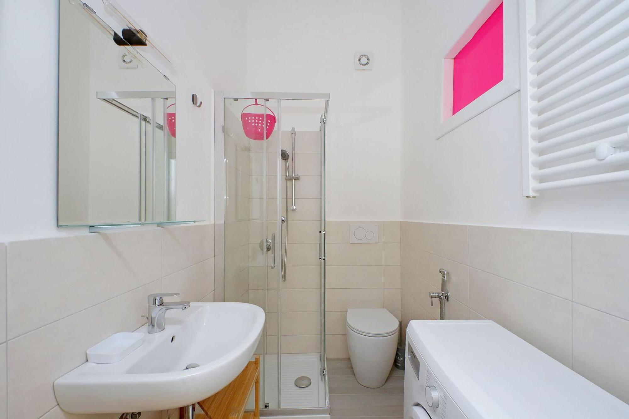 New Comfortable 2 Bedroom Della Vittoria By Halldis Apartment