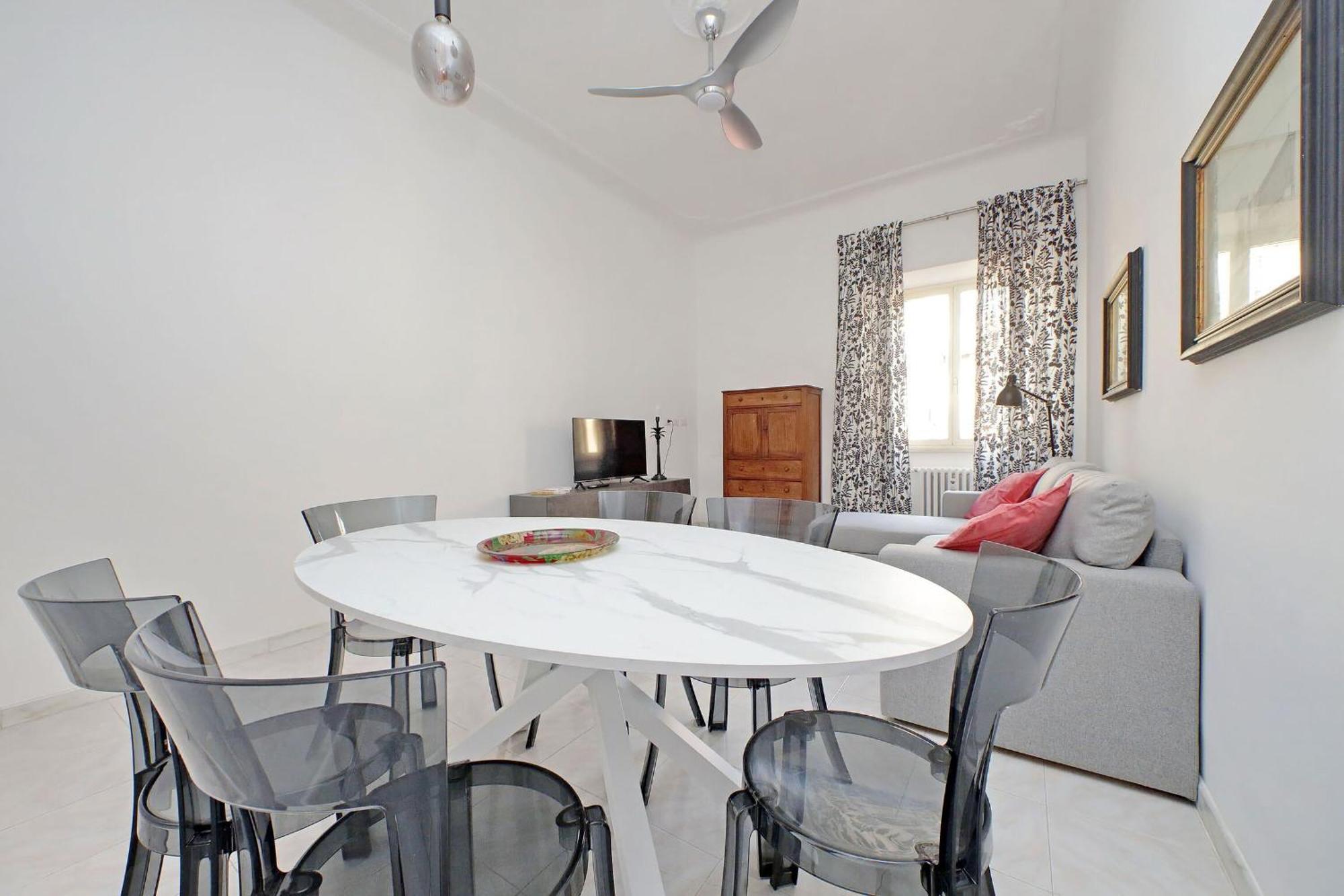 New Comfortable 2 Bedroom Della Vittoria By Halldis